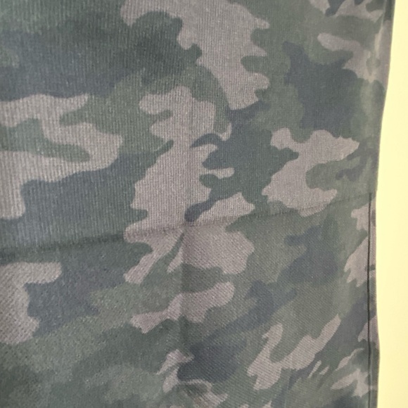 Spanx - Picture 2 of 3